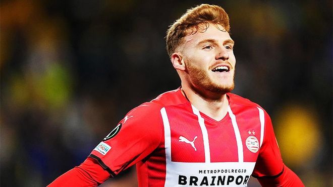 热情球迷的 热情球迷的