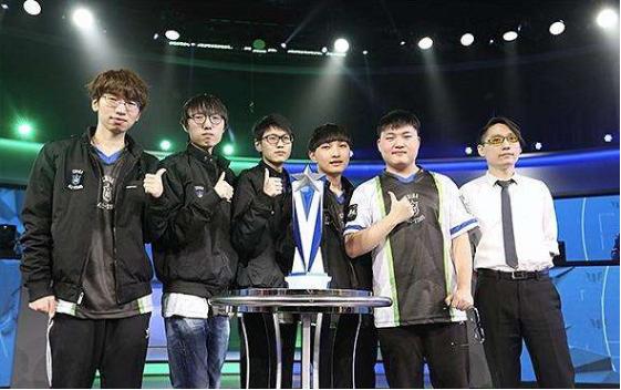 力常为球迷 力常为球迷